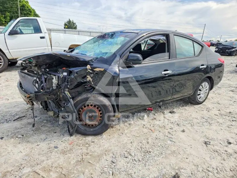 2012 Nissan VERSA photo