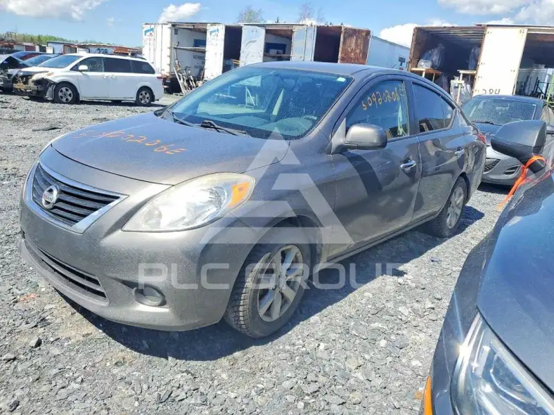 2012 Nissan VERSA фото