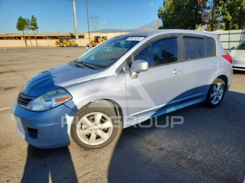 2012 Nissan VERSA фото