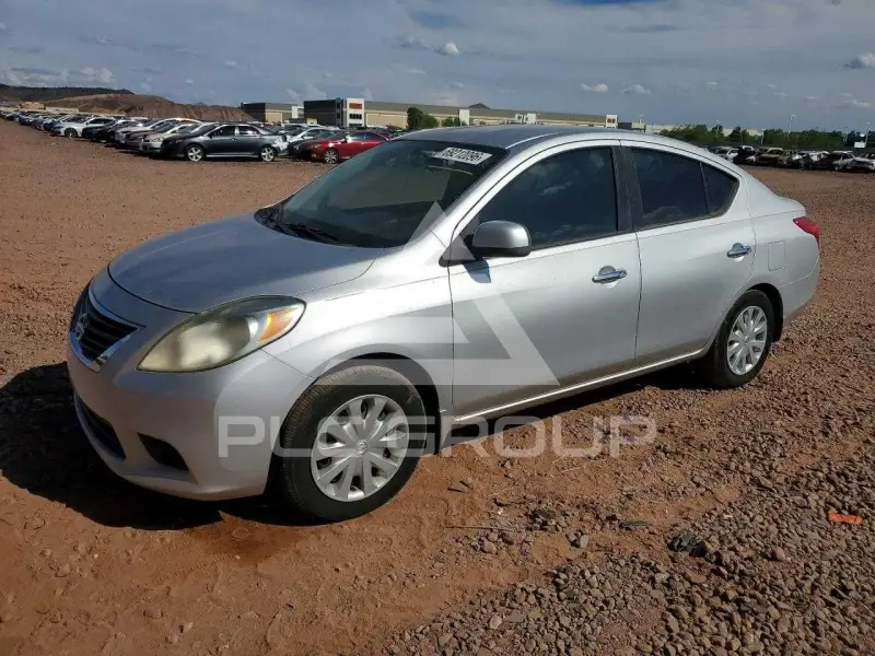 2012 Nissan VERSA фото