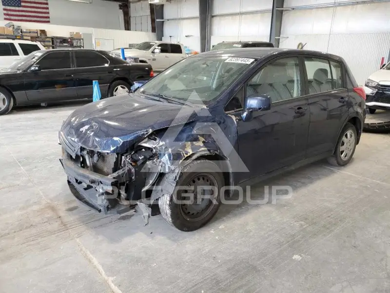 2012 Nissan VERSA фото