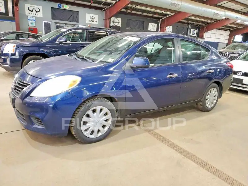 2012 Nissan VERSA фото