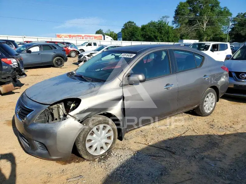 2012 Nissan VERSA фото