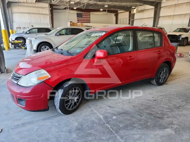 2012 Nissan VERSA photo