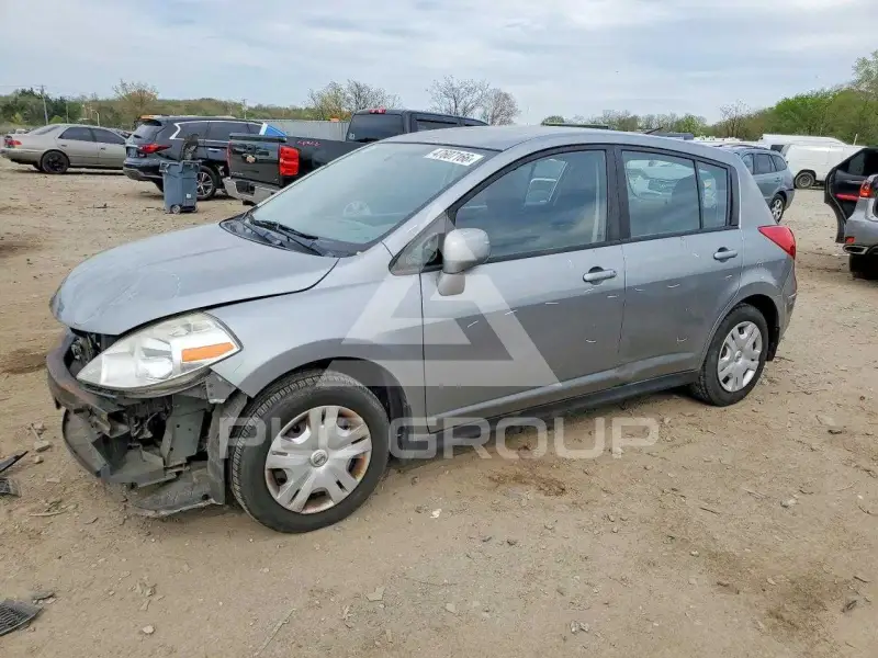 2012 Nissan VERSA фото