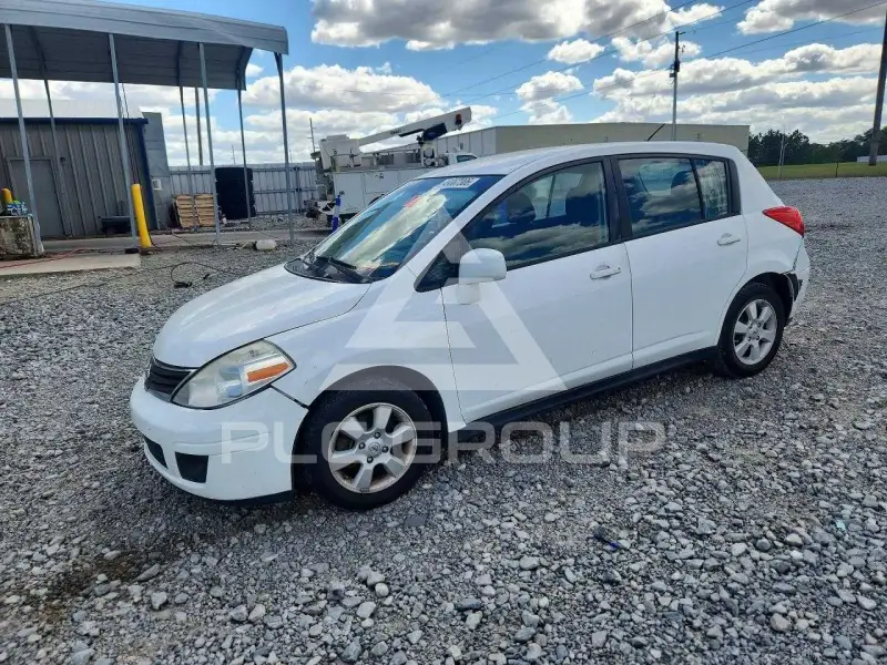 2012 Nissan VERSA photo