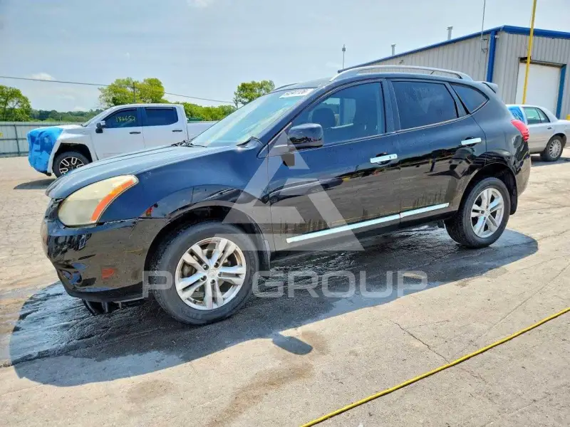 2012 Nissan ROGUE photo