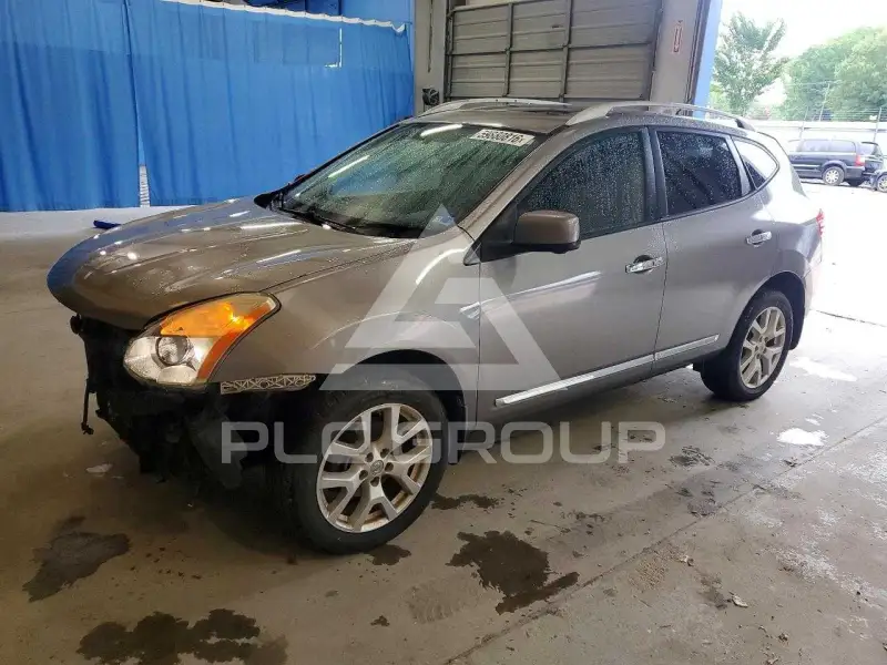 2012 Nissan ROGUE photo