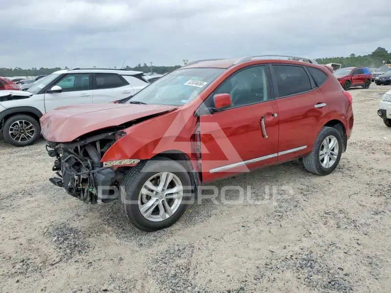 2012 Nissan ROGUE photo