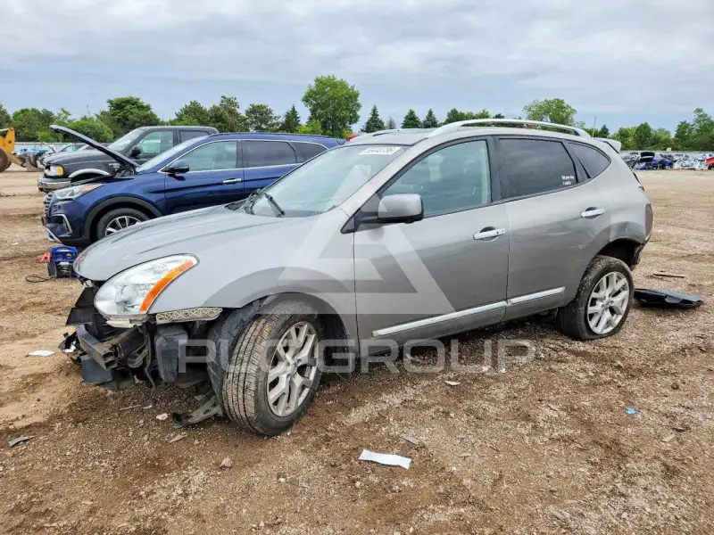2012 Nissan ROGUE photo