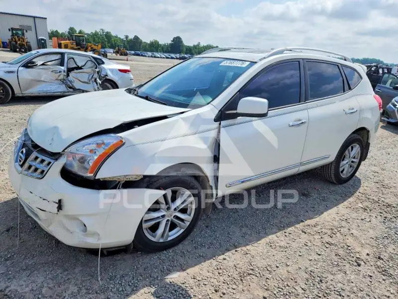 2012 Nissan ROGUE photo
