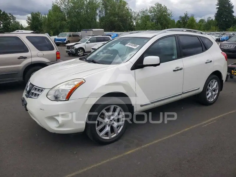2012 Nissan ROGUE photo