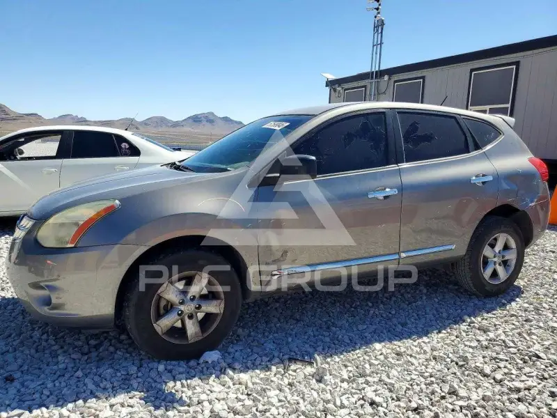 2012 Nissan ROGUE photo