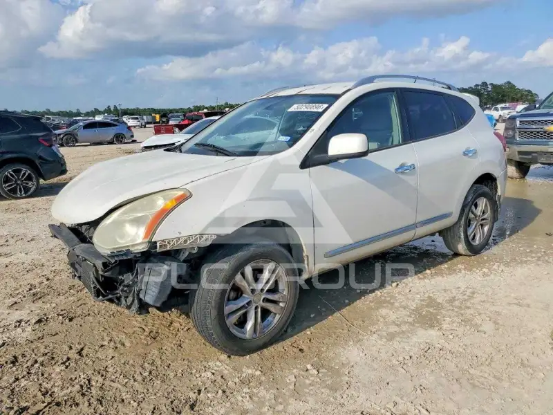 2012 Nissan ROGUE photo