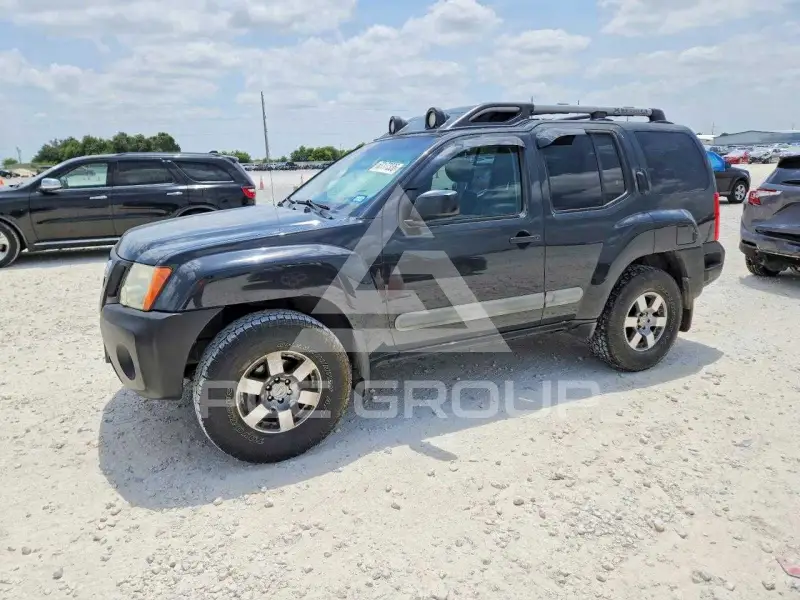 2012 Nissan XTERRA фото