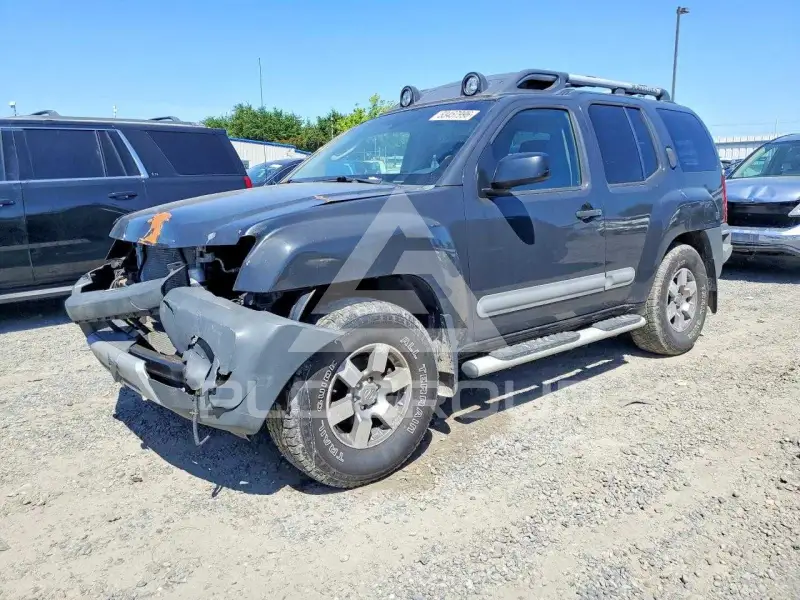 2012 Nissan XTERRA фото