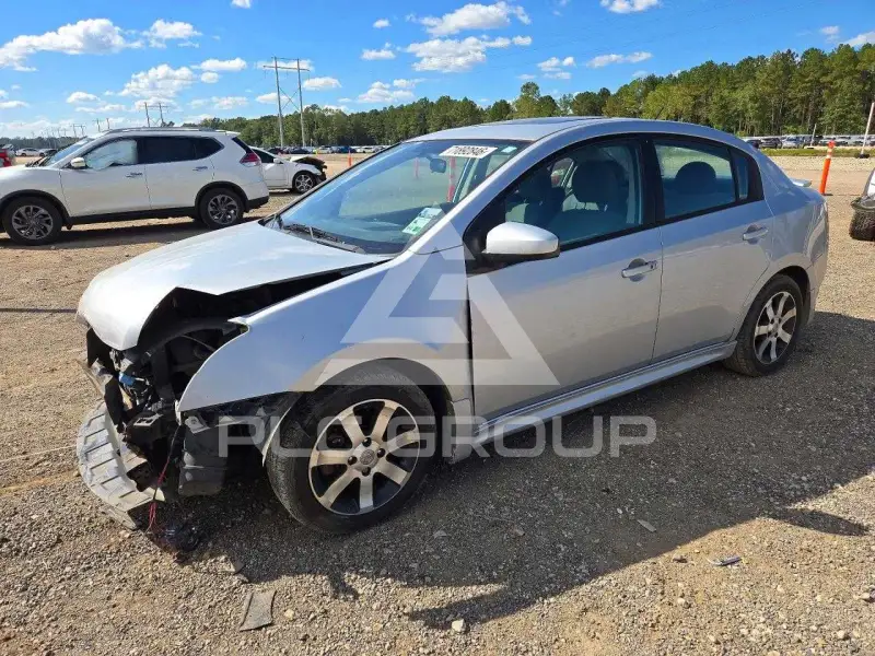 2012 Nissan SENTRA фото