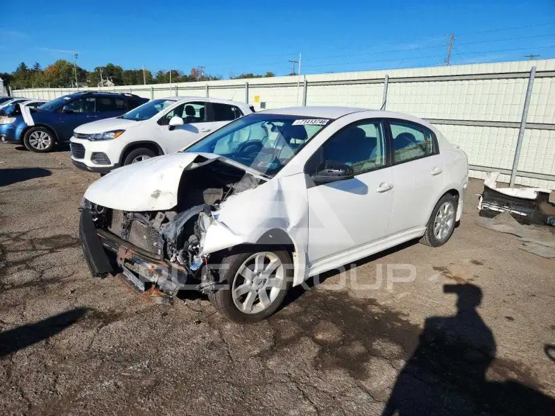2012 Nissan SENTRA фото