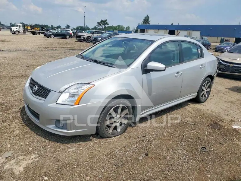 2012 Nissan SENTRA фото