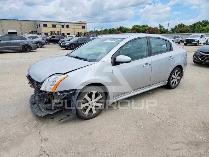 2012 Nissan SENTRA photo