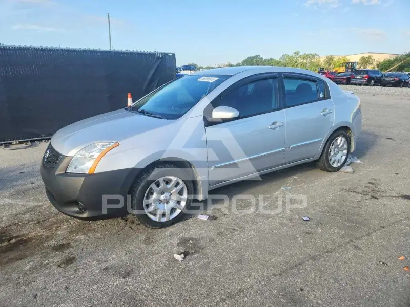 2012 Nissan SENTRA фото