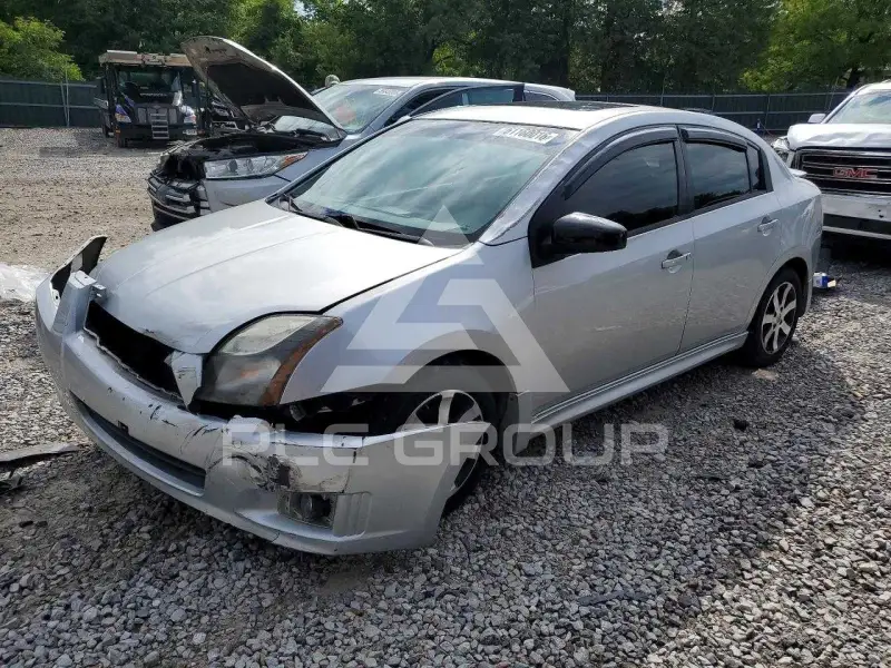 2012 Nissan SENTRA фото