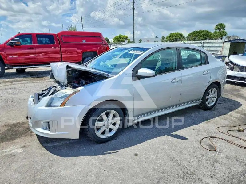 2012 Nissan SENTRA photo