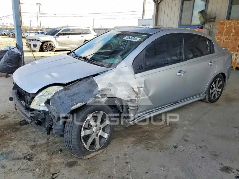 2012 Nissan SENTRA фото