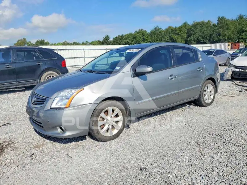 2012 Nissan SENTRA фото