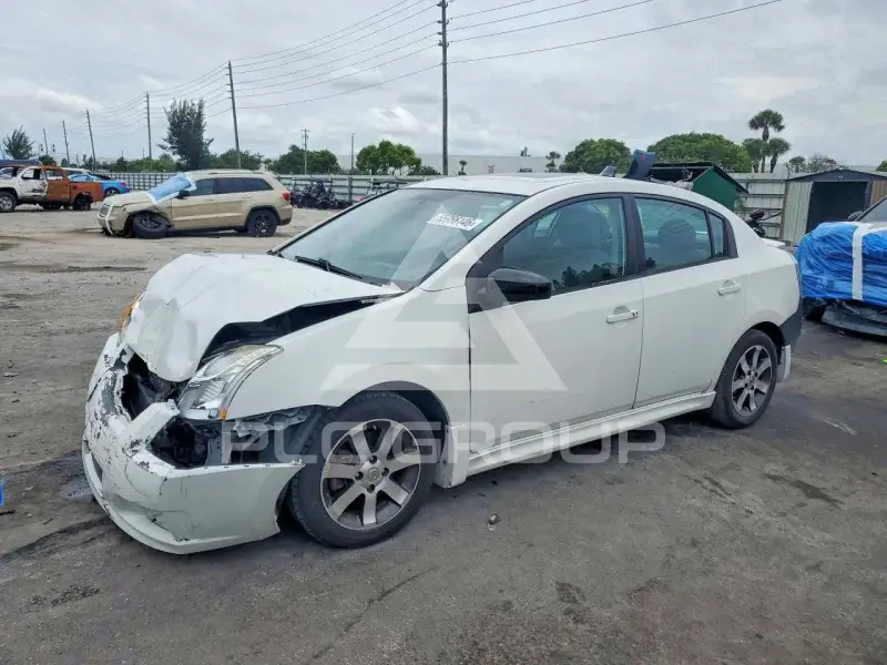 2012 Nissan SENTRA фото
