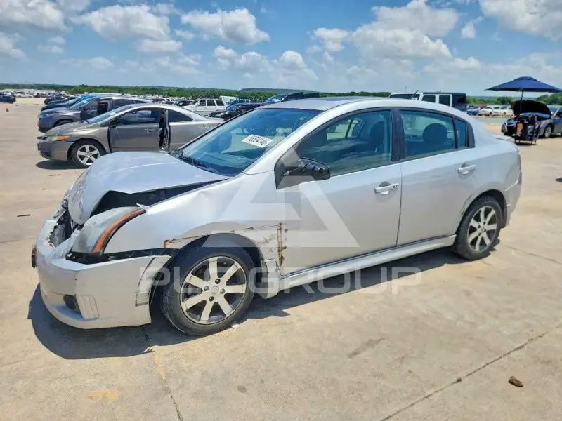 2012 Nissan SENTRA photo