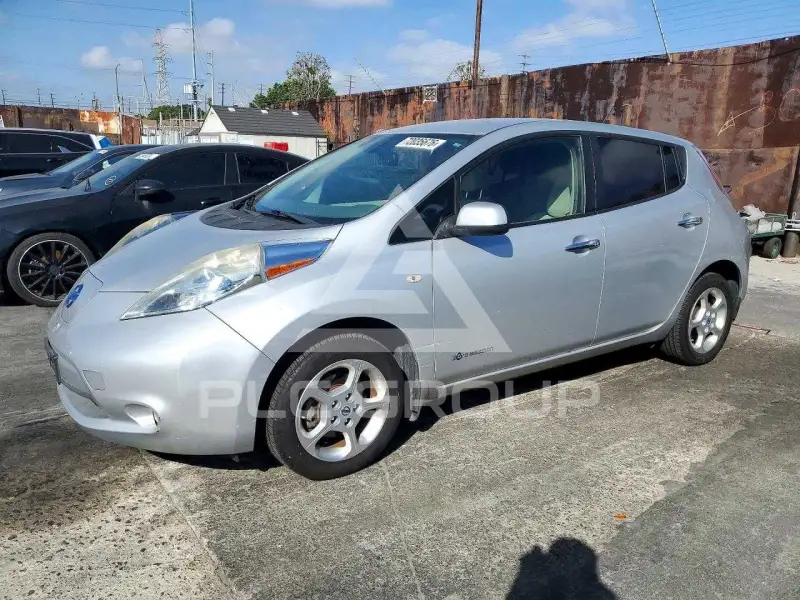 2012 Nissan LEAF photo