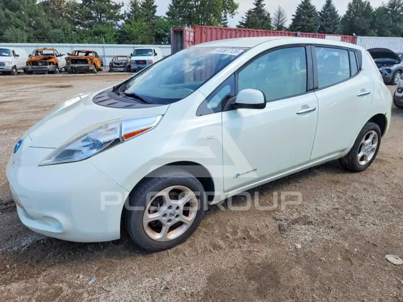 2012 Nissan LEAF photo