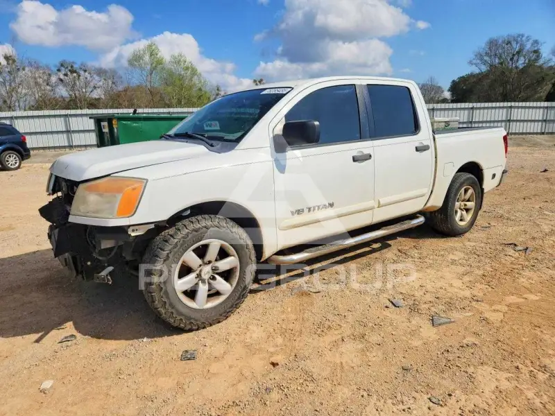 2012 Nissan TITAN фото