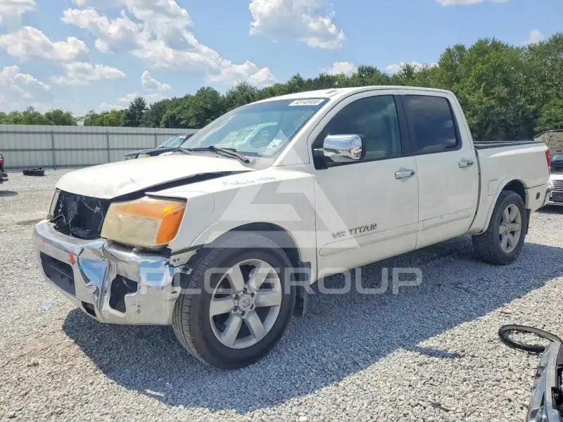 2012 Nissan TITAN photo