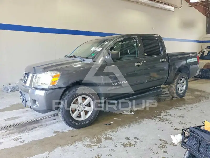 2012 Nissan TITAN фото