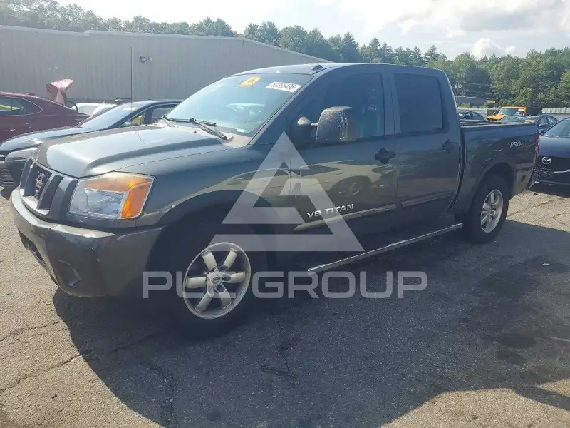 2012 Nissan TITAN фото