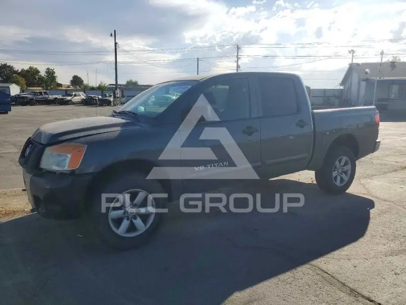 2012 Nissan TITAN photo