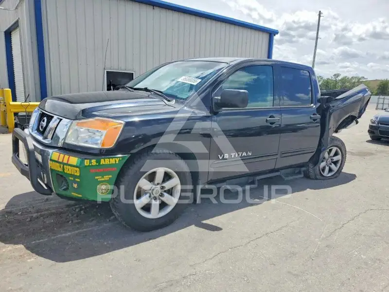 2012 Nissan TITAN фото