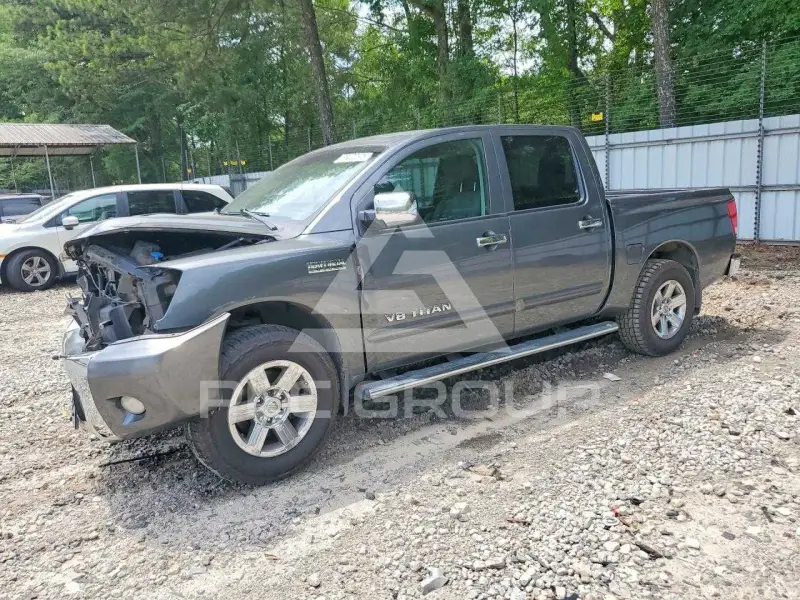2012 Nissan TITAN фото