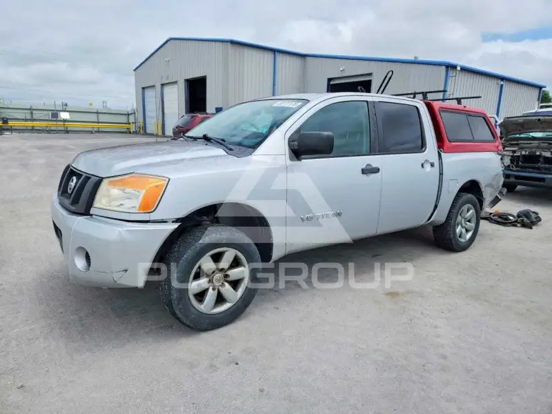 2012 Nissan TITAN фото