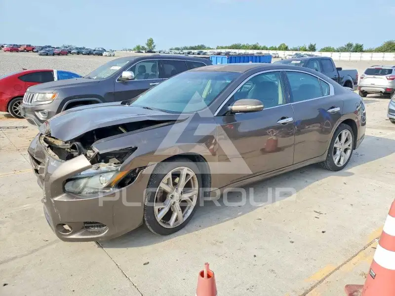 2012 Nissan MAXIMA photo