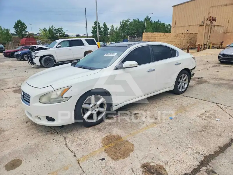2012 Nissan MAXIMA photo