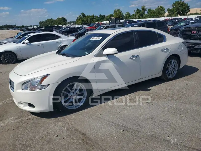 2012 Nissan MAXIMA фото