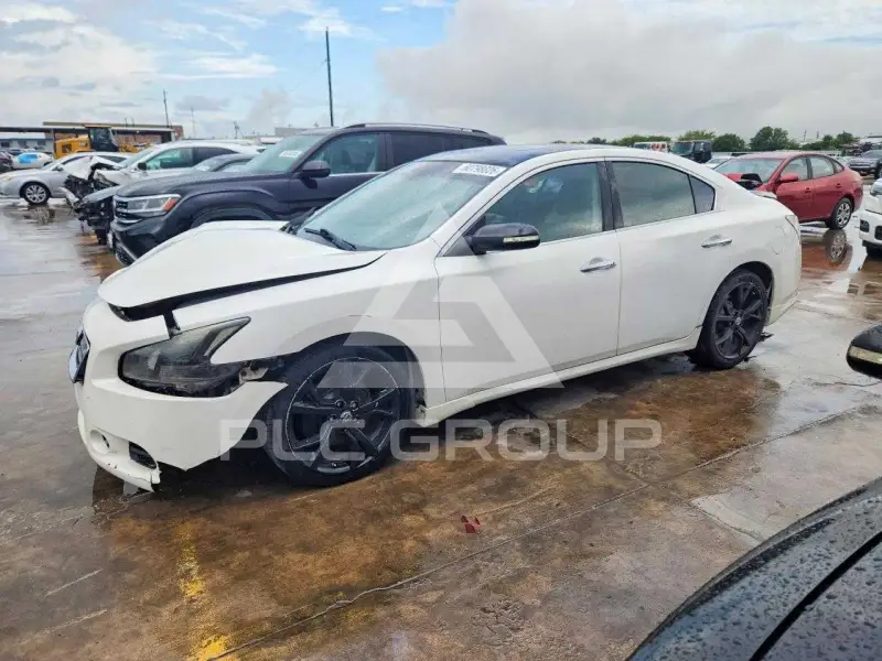 2012 Nissan MAXIMA photo
