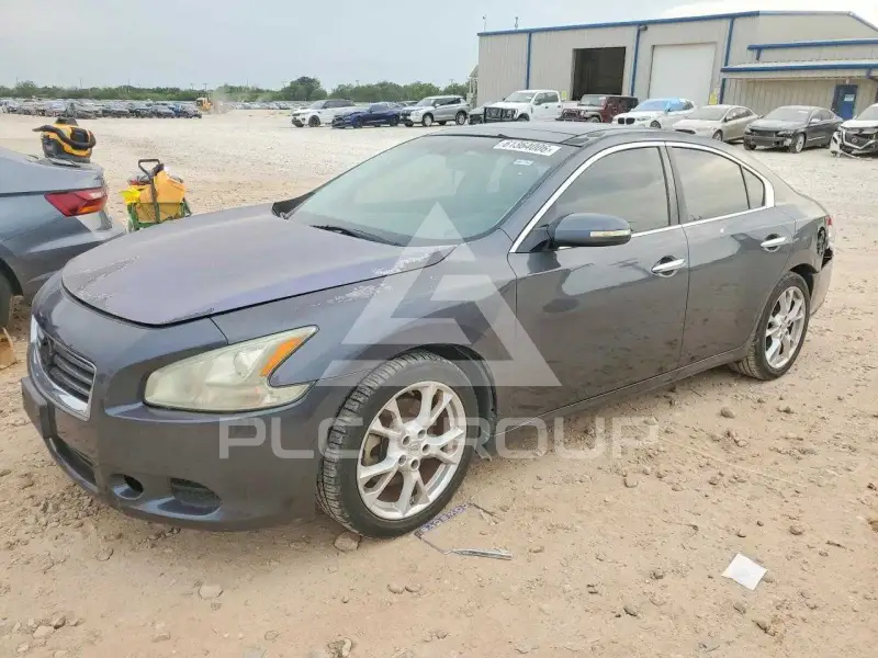 2012 Nissan MAXIMA photo