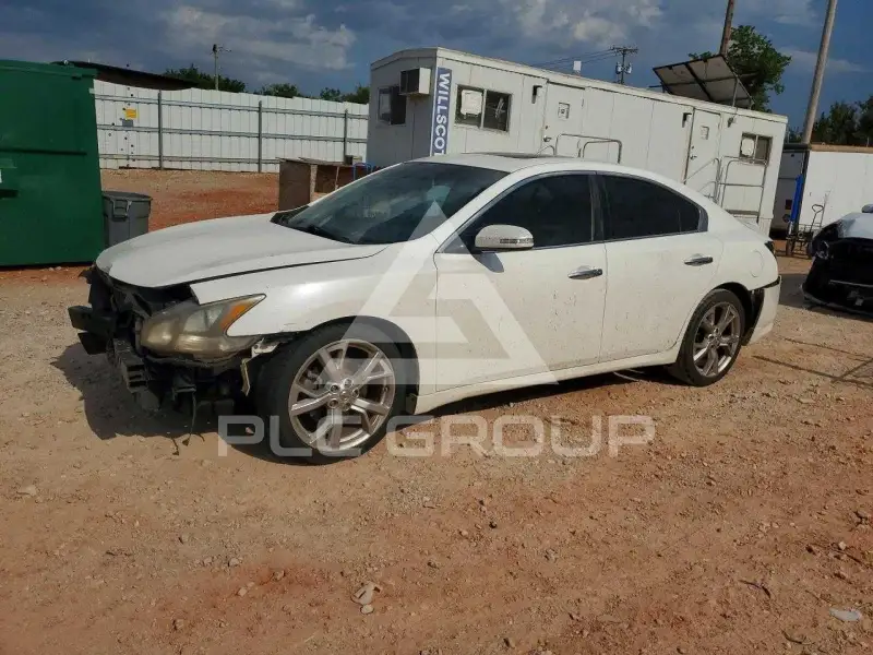 2012 Nissan MAXIMA photo