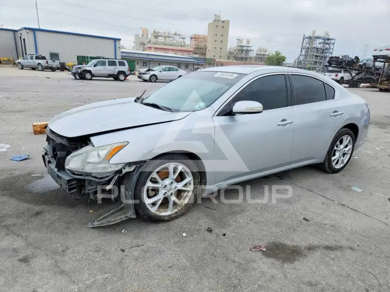 2012 Nissan MAXIMA photo