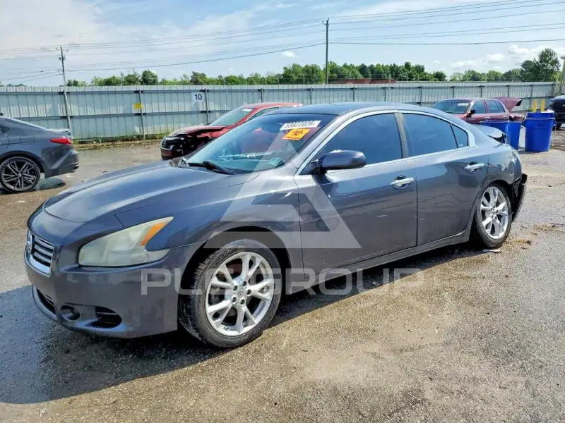 2012 Nissan MAXIMA photo