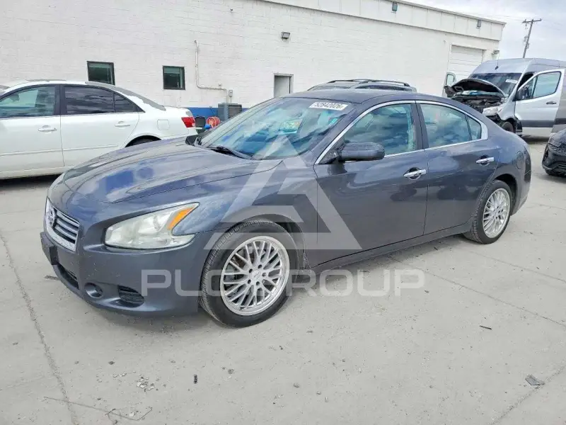 2012 Nissan MAXIMA photo
